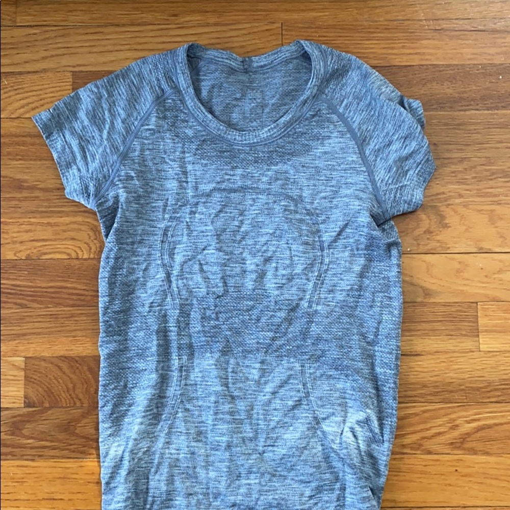 Heathered Gray Lulu Short Sleeve